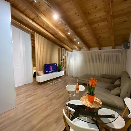 Lovely Loft 1-Bedroom In The Heart Of Tirana Buitenkant foto
