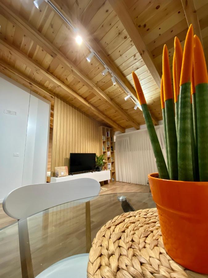 Lovely Loft 1-Bedroom In The Heart Of Tirana Buitenkant foto